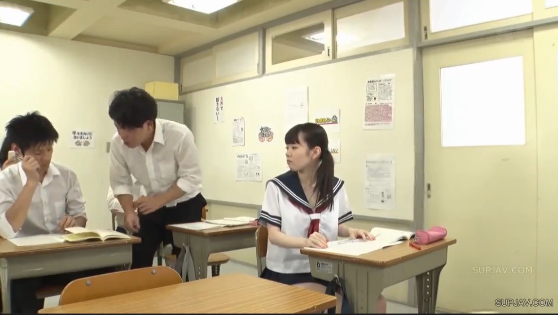 [SSNI-025] Sakura Miura นักเรียนหุ่นเด็ดนมชอบโผล่